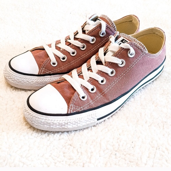 converses mauves